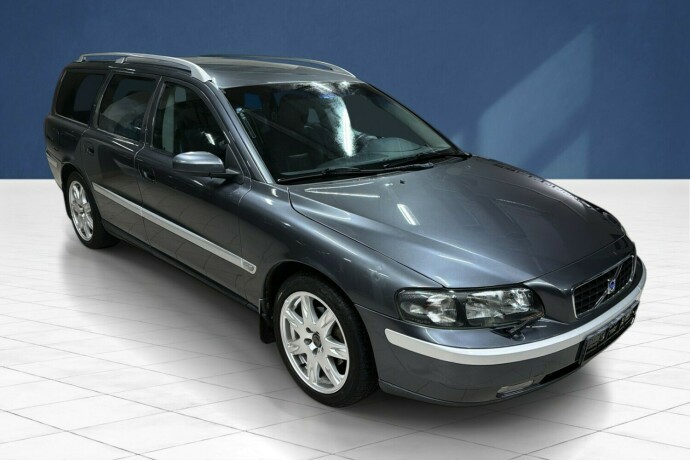 volvo-v70-diesel-2004-big-0
