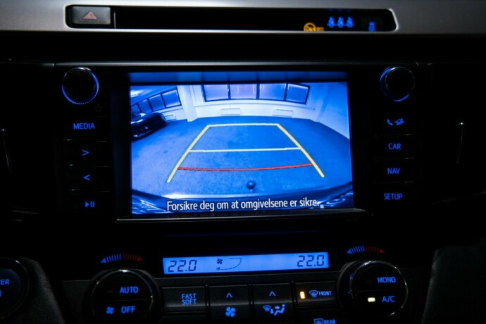 toyota-rav4-elektrisitetbensin-2018-big-14