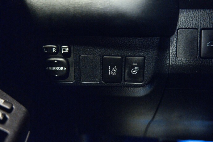 toyota-rav4-elektrisitetbensin-2018-big-11