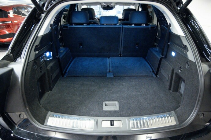 hongqi-e-hs9-elektrisitet-2022-big-11