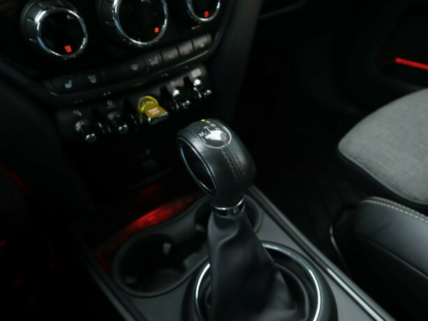 mini-countryman-elektrisitetbensin-2019-big-19