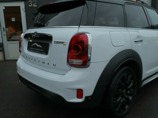 mini-countryman-elektrisitetbensin-2019-big-5