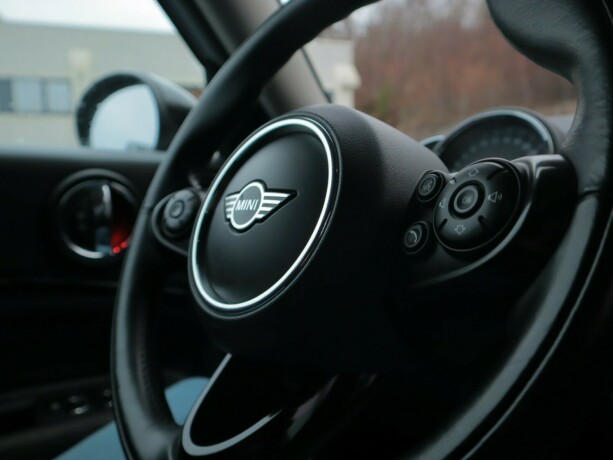 mini-countryman-elektrisitetbensin-2019-big-15