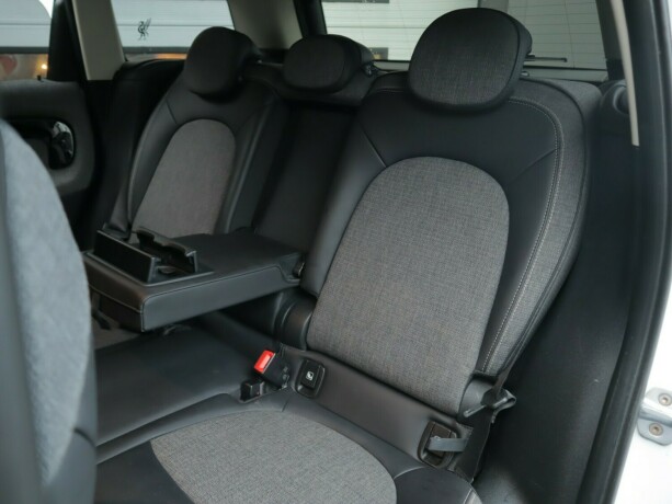 mini-countryman-elektrisitetbensin-2019-big-14