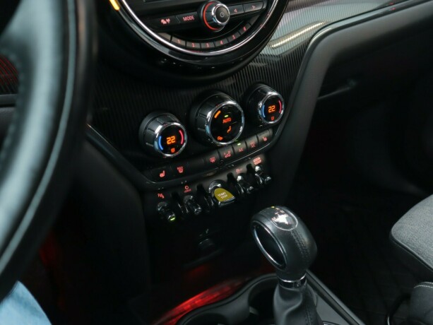 mini-countryman-elektrisitetbensin-2019-big-20