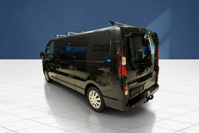 opel-vivaro-diesel-2017-big-3