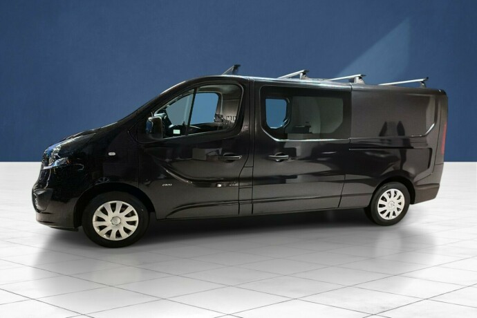 opel-vivaro-diesel-2017-big-4