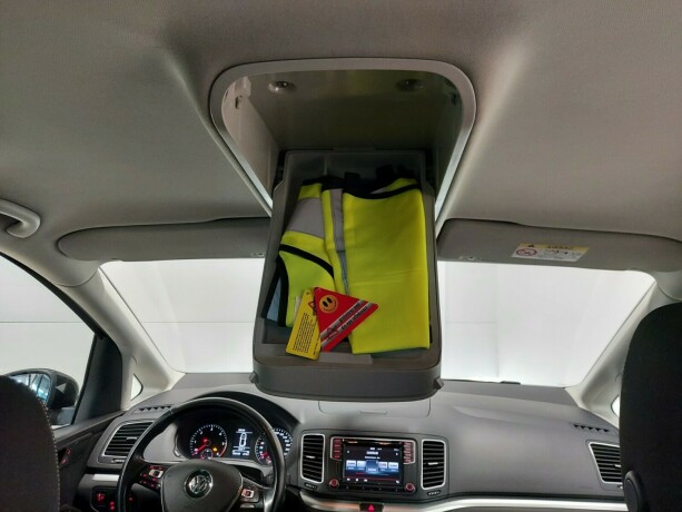 volkswagen-sharan-diesel-2016-big-29