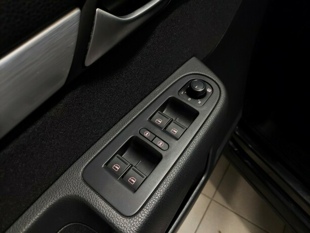 volkswagen-sharan-diesel-2016-big-36