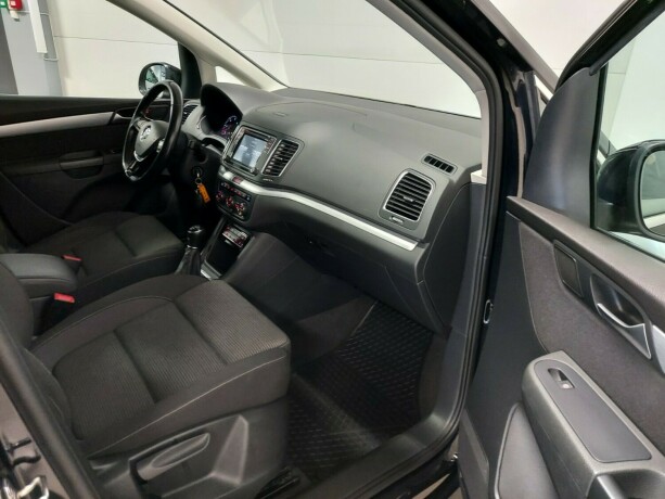 volkswagen-sharan-diesel-2016-big-22