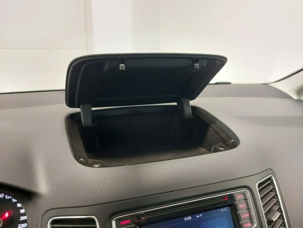 volkswagen-sharan-diesel-2016-big-48