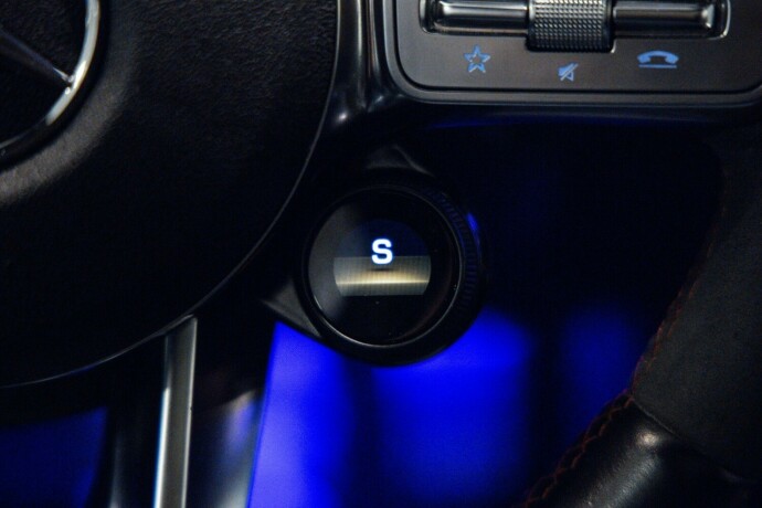 mercedes-benz-bensin-2021-big-19