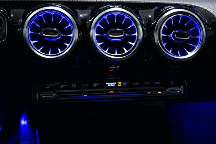 mercedes-benz-bensin-2021-big-21