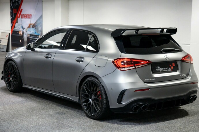 mercedes-benz-bensin-2021-big-1