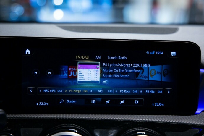 mercedes-benz-bensin-2021-big-15