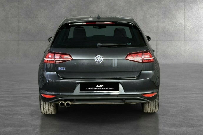 volkswagen-golf-elektrisitetbensin-2016-big-4