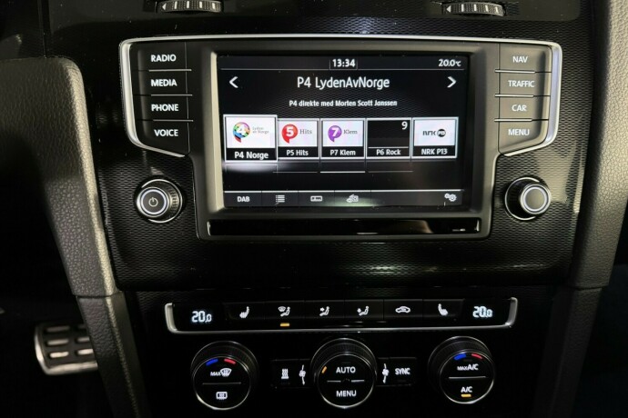 volkswagen-golf-elektrisitetbensin-2016-big-21