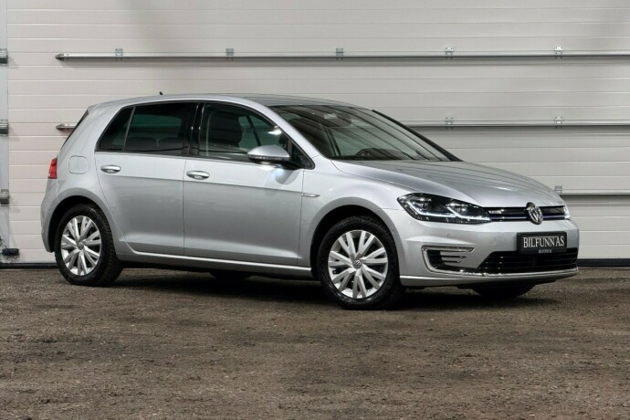 volkswagen-golf-elektrisitet-2020-big-0