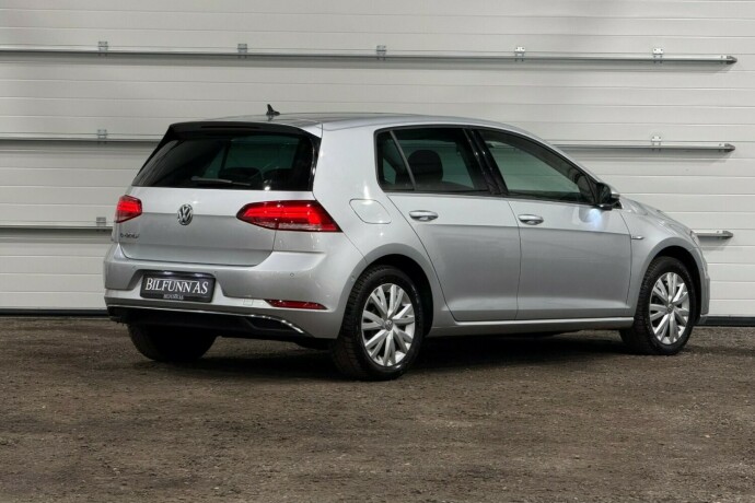 volkswagen-golf-elektrisitet-2020-big-2