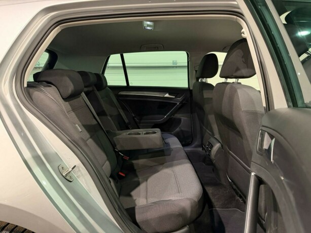 volkswagen-golf-elektrisitet-2020-big-10