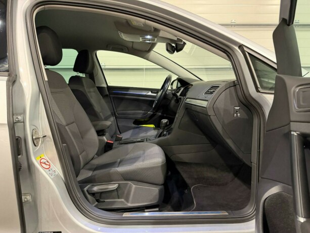 volkswagen-golf-elektrisitet-2020-big-8