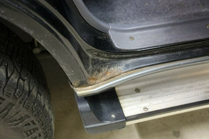 toyota-land-cruiser-diesel-2000-big-25