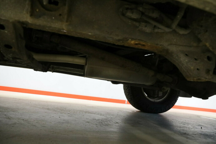 toyota-land-cruiser-diesel-2000-big-30