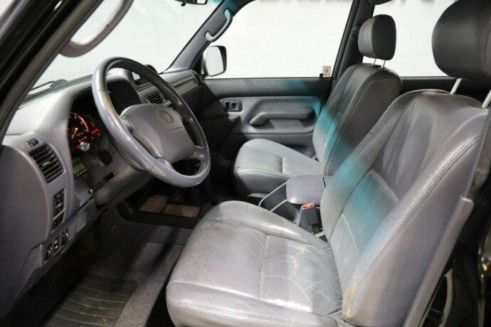 toyota-land-cruiser-diesel-2000-big-7