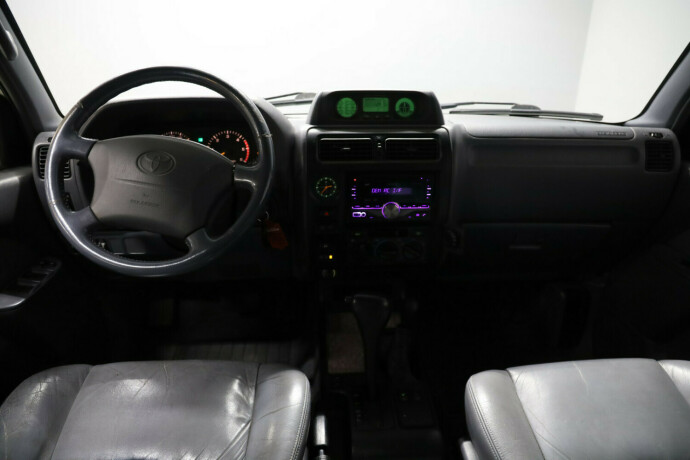 toyota-land-cruiser-diesel-2000-big-10
