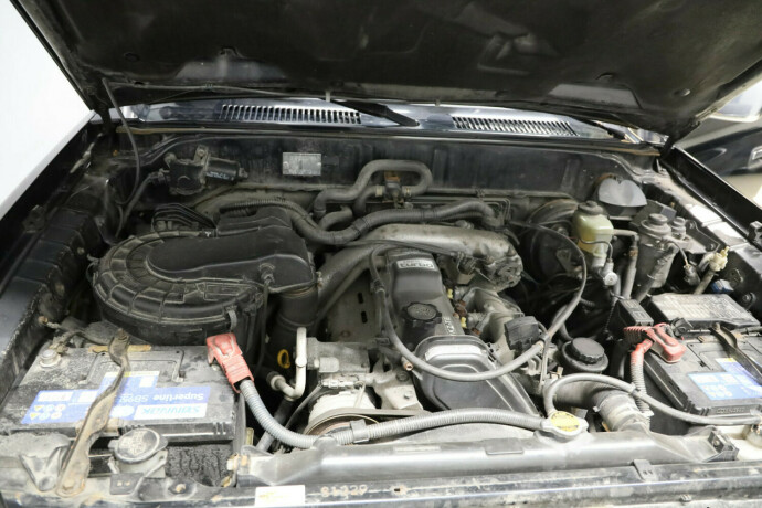 toyota-land-cruiser-diesel-2000-big-15