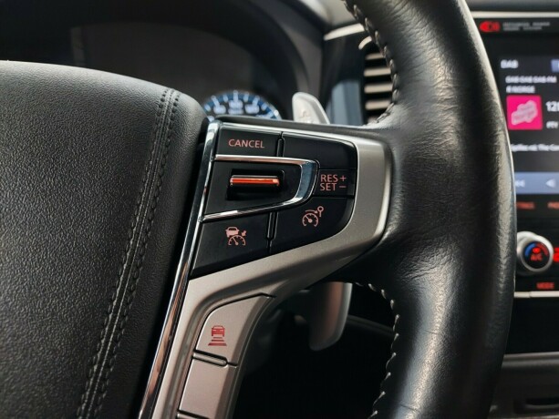 mitsubishi-outlander-elektrisitetbensin-2019-big-29