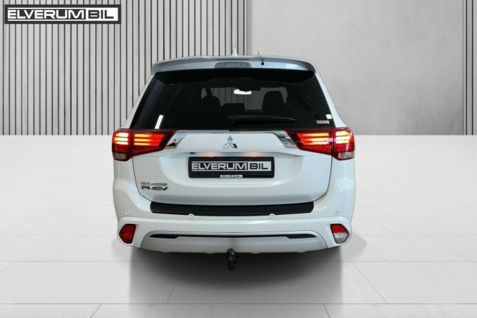 mitsubishi-outlander-elektrisitetbensin-2019-big-7