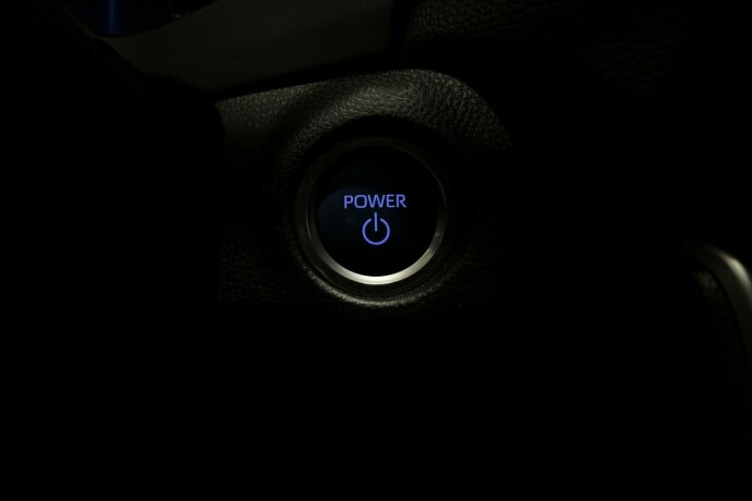 toyota-rav4-elektrisitetbensin-2022-big-17