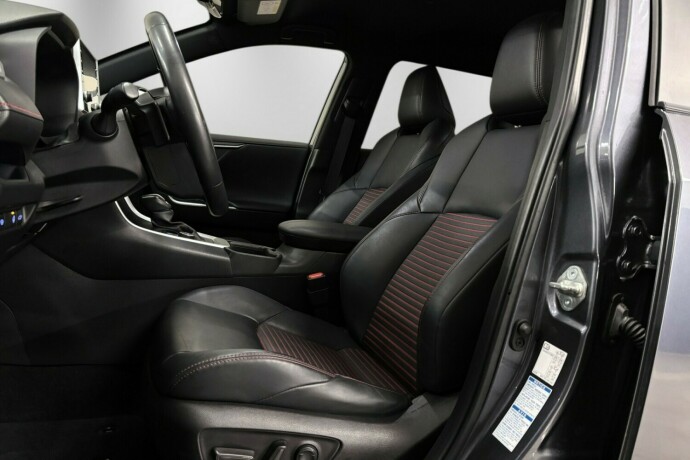 toyota-rav4-elektrisitetbensin-2022-big-12