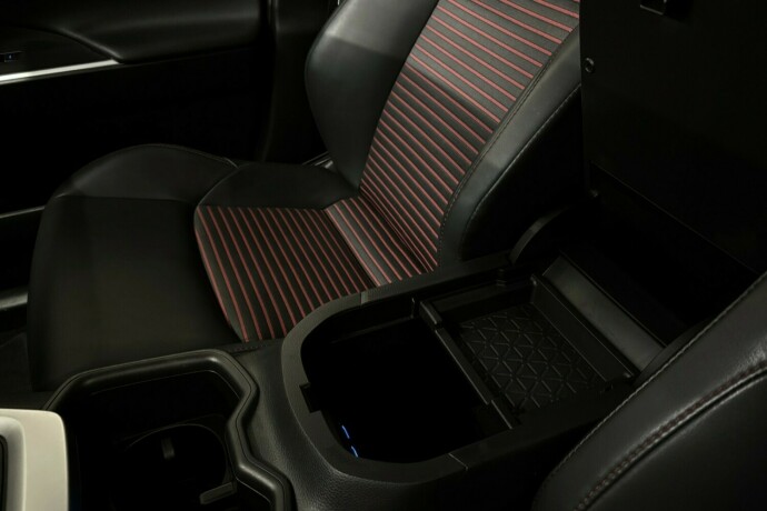 toyota-rav4-elektrisitetbensin-2022-big-19