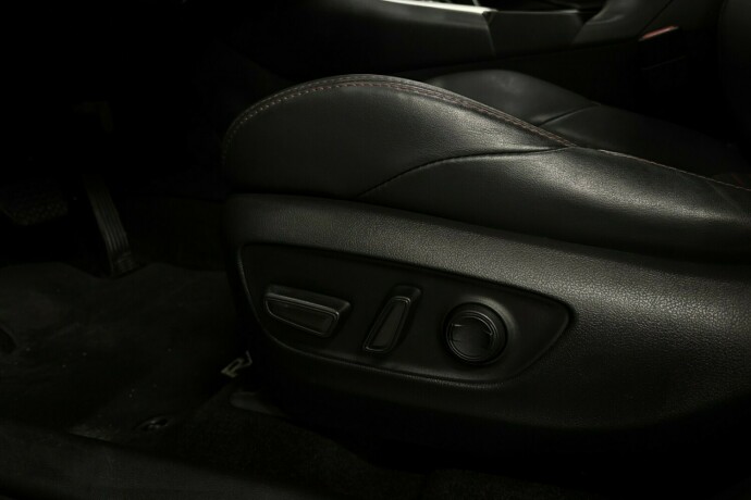 toyota-rav4-elektrisitetbensin-2022-big-13