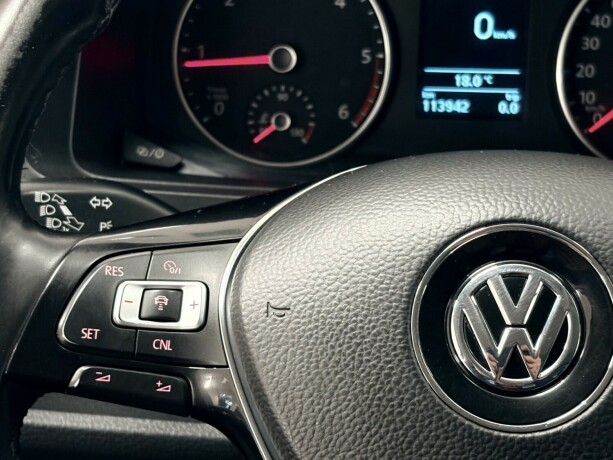 volkswagen-transporter-diesel-2019-big-12