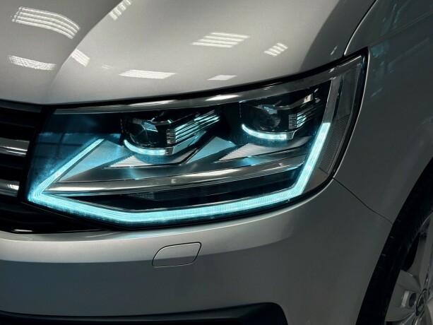 volkswagen-transporter-diesel-2019-big-3