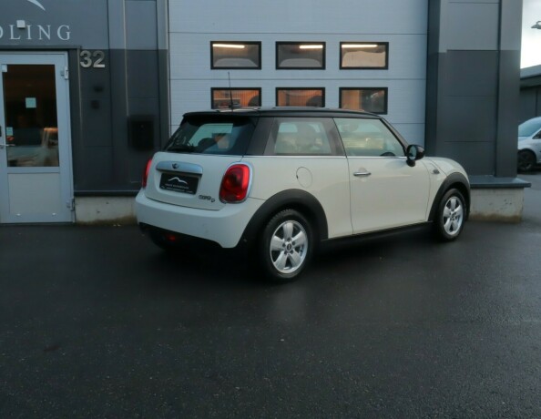 mini-cooper-diesel-2015-big-1