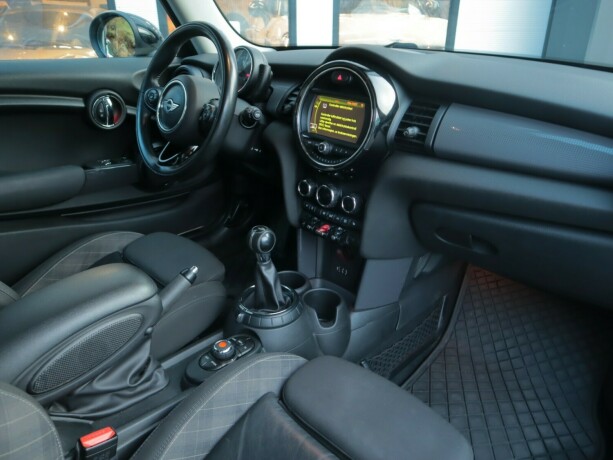 mini-cooper-diesel-2015-big-10