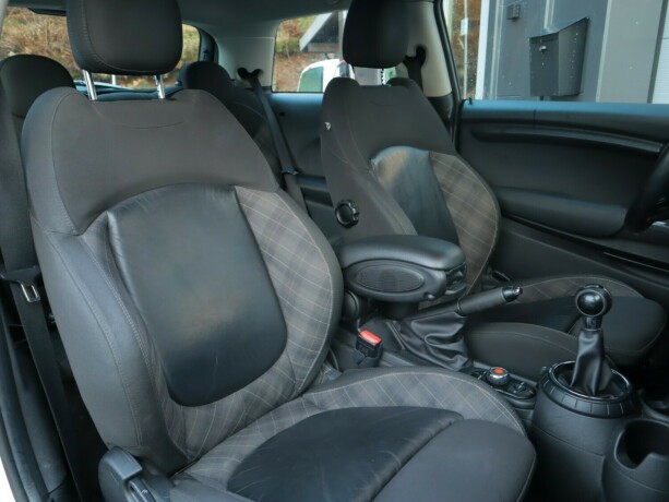 mini-cooper-diesel-2015-big-11