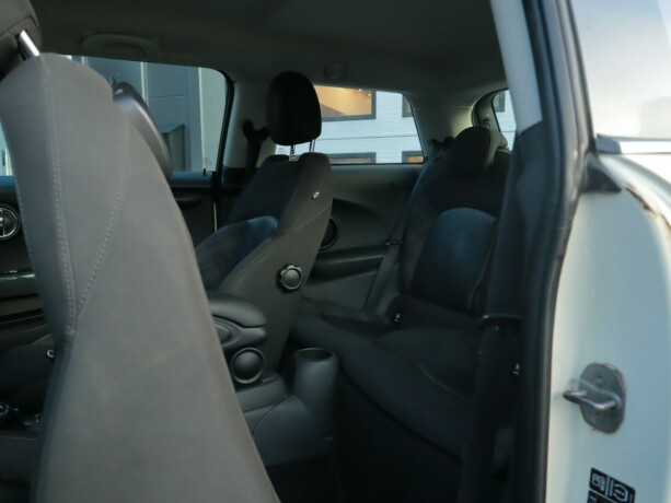 mini-cooper-diesel-2015-big-12