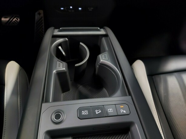 kia-ev9-elektrisitet-2024-big-40