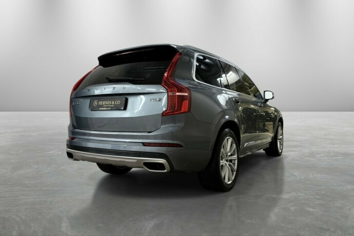 volvo-xc-90-elektrisitetbensin-2017-big-5