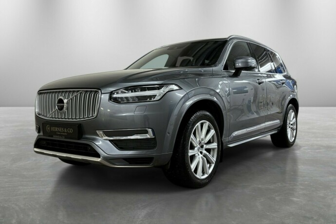 volvo-xc-90-elektrisitetbensin-2017-big-0