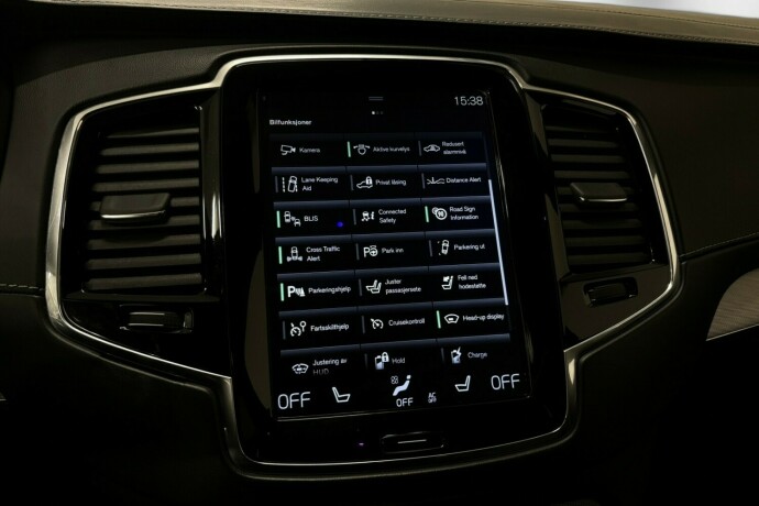 volvo-xc-90-elektrisitetbensin-2017-big-32