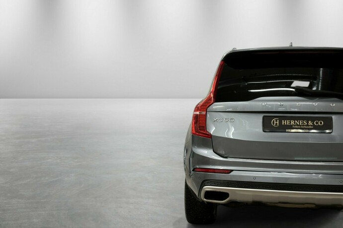 volvo-xc-90-elektrisitetbensin-2017-big-9