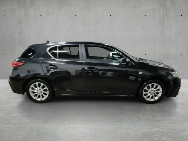 lexus-ct200h-elektrisitetbensin-2018-big-3