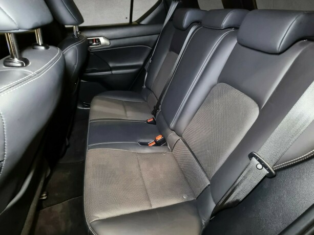 lexus-ct200h-elektrisitetbensin-2018-big-11