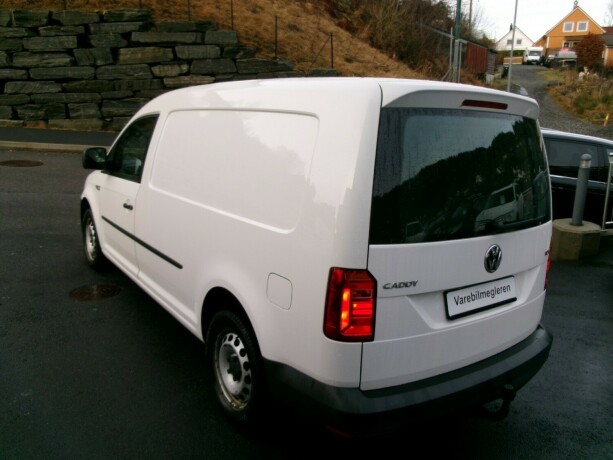 volkswagen-caddy-maxi-diesel-2017-big-3